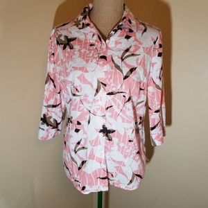 🌻3/$20 Alia pink&white floral button up shirt 10